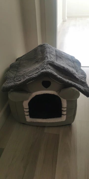 PAWLIGARCH customer review photo - pawligarch-cozy-cottage-review-poodle-owner-1
